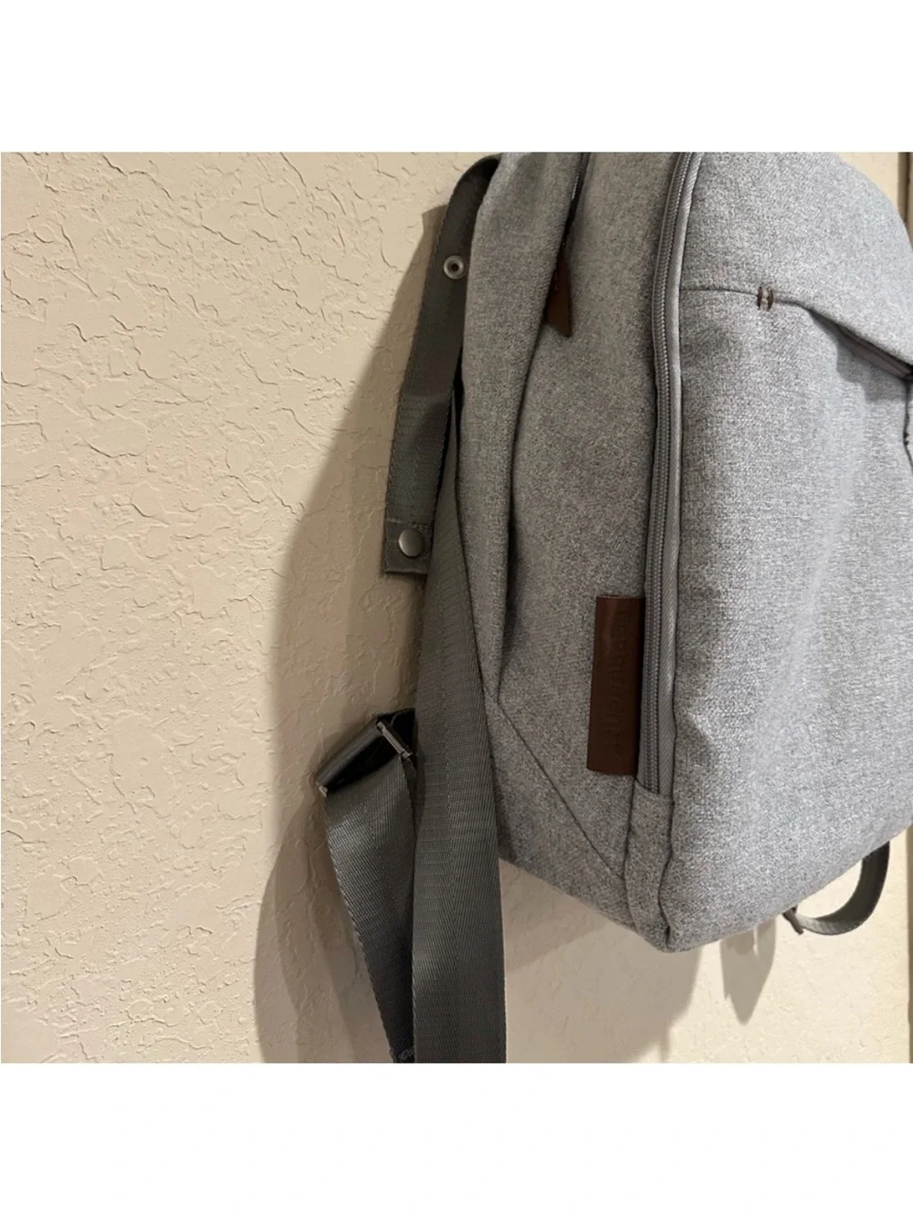 ❤️ EUC Uppababy Diaper Bag Light Grey - Picture 2 of 6